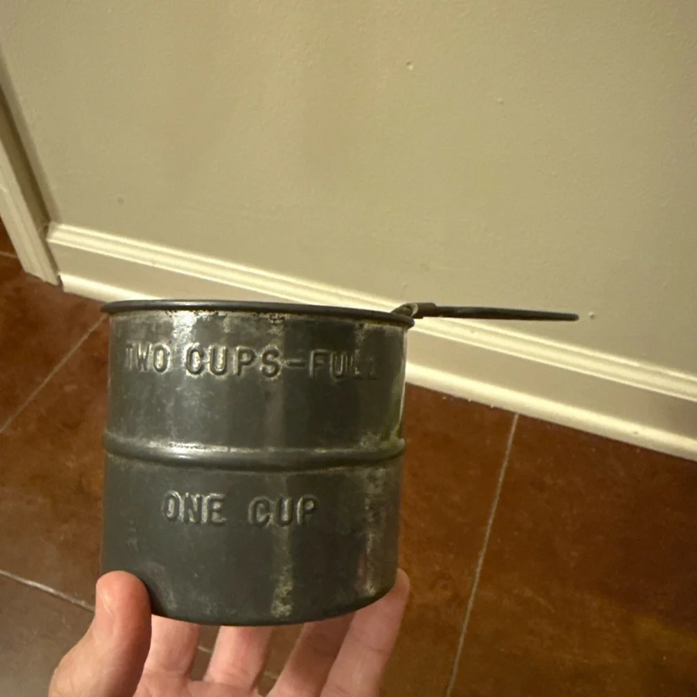 VINTAGE Two Cup Hand Turn Sifter